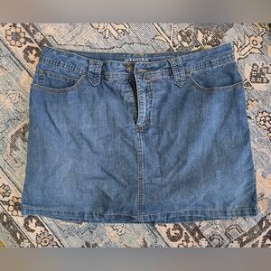 St. John's Bay Stretch Denim Skort Size 14 EUC